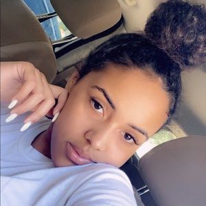 Meet your Posher, Cici